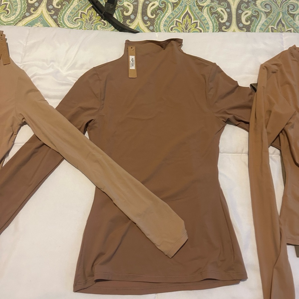 SKIMS Long Sleeve Top in Tan